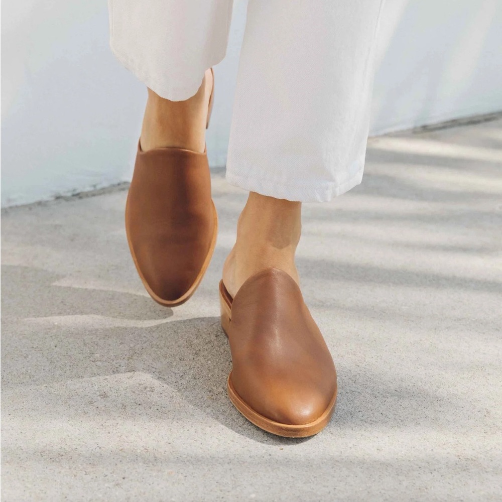 NWT Soludos Venetian Mule Tan Leather size 7